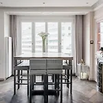 Resplendent Haussmann Design 100M2 - 2 Br