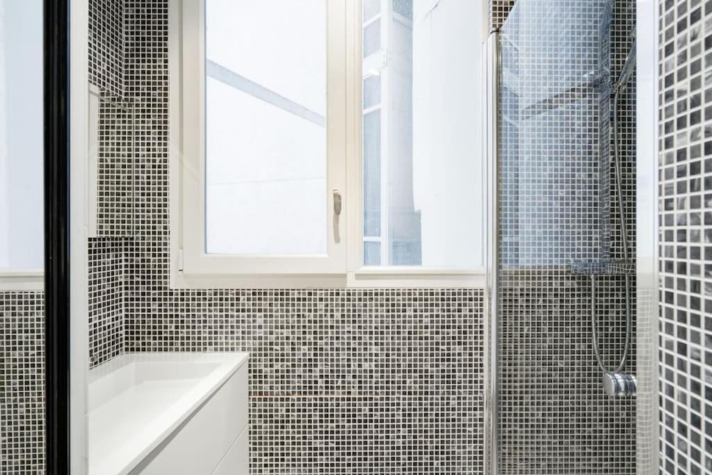 Resplendent Haussmann Design 100m2 - 2 Br Appartamento